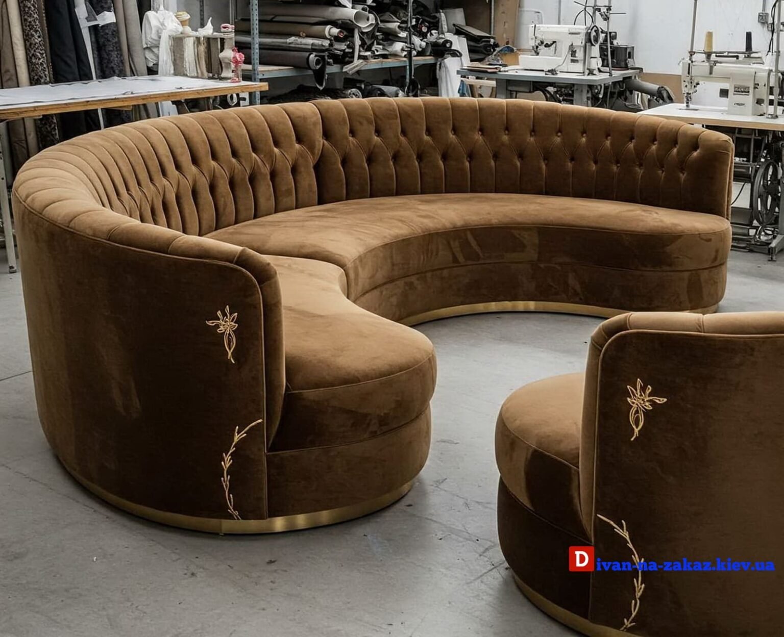 замовити радіусний диван