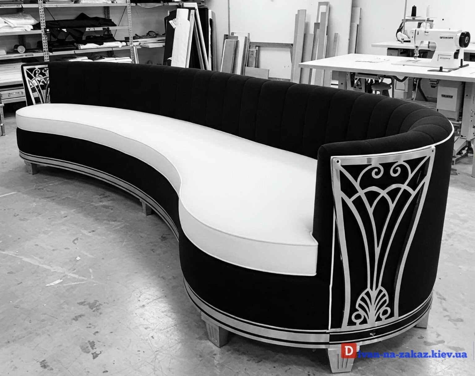 м'які меблі нестандартної форми