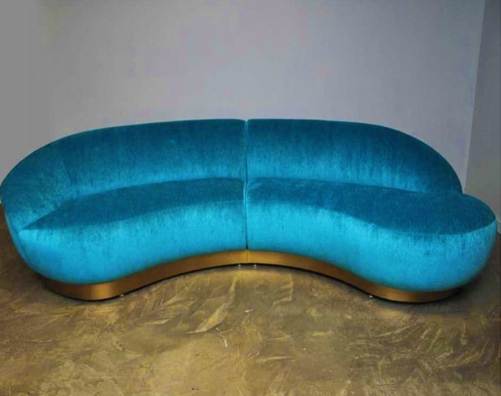 прямой полукруглый диван синий