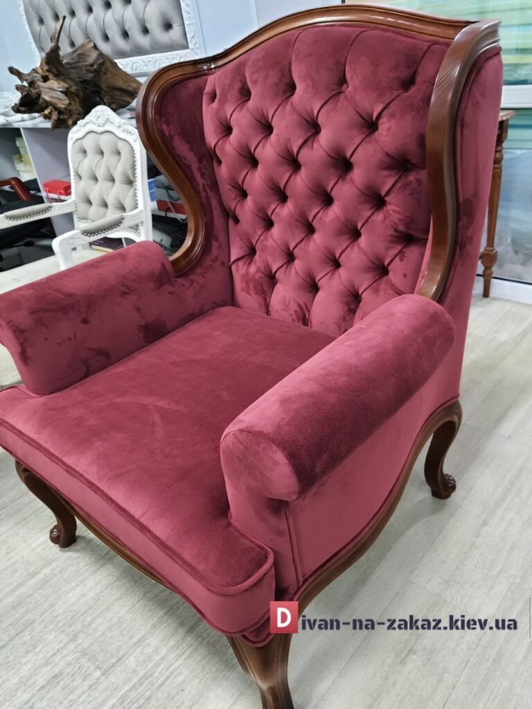 кресла и диван в английском стиле